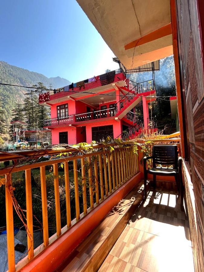 Trinity Homestay Kasol Eksteriør billede