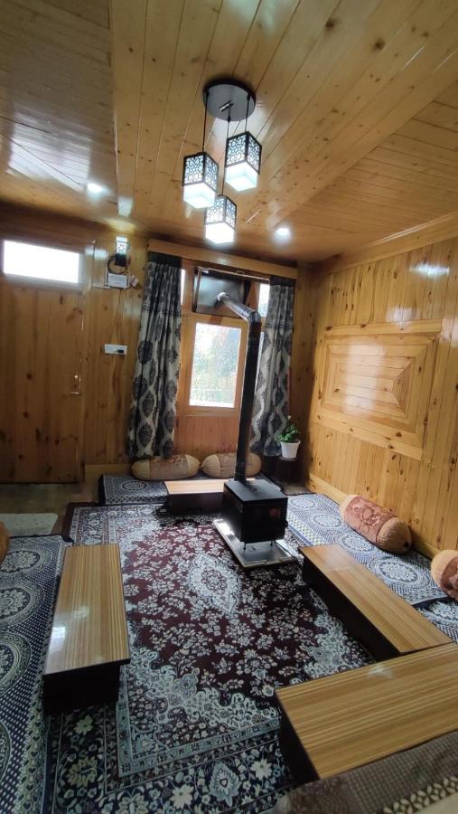 Trinity Homestay Kasol Eksteriør billede