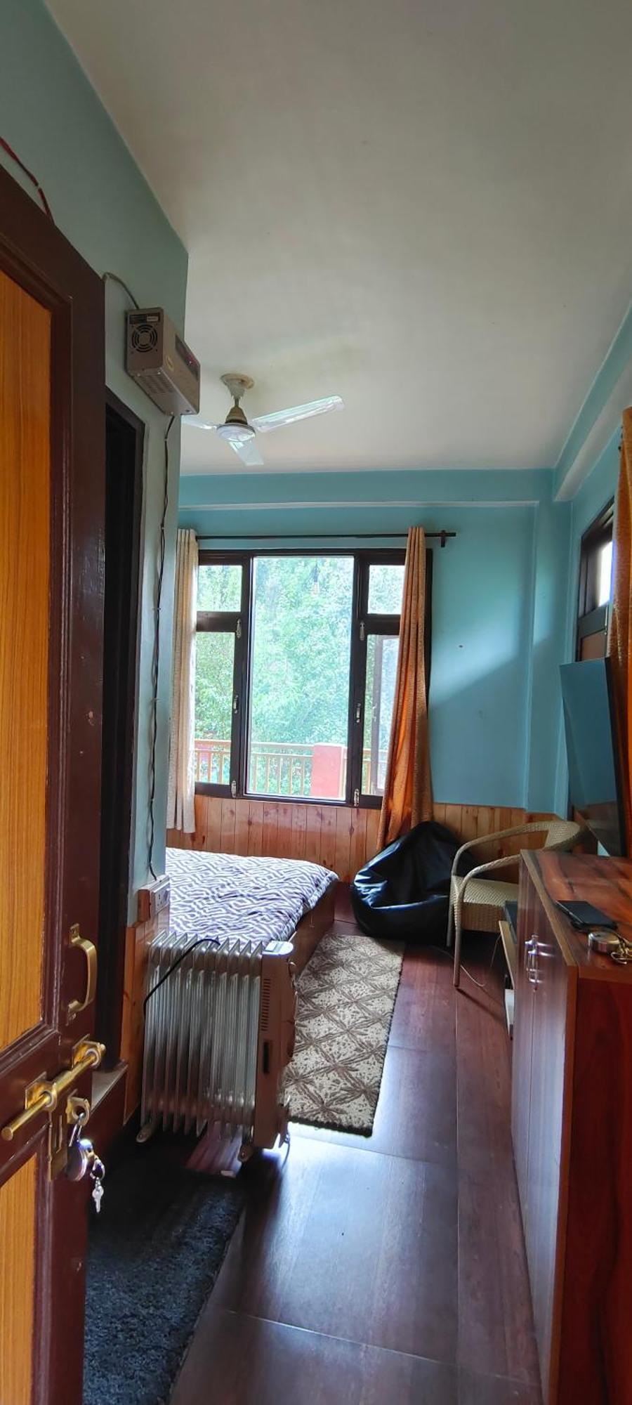 Trinity Homestay Kasol Eksteriør billede