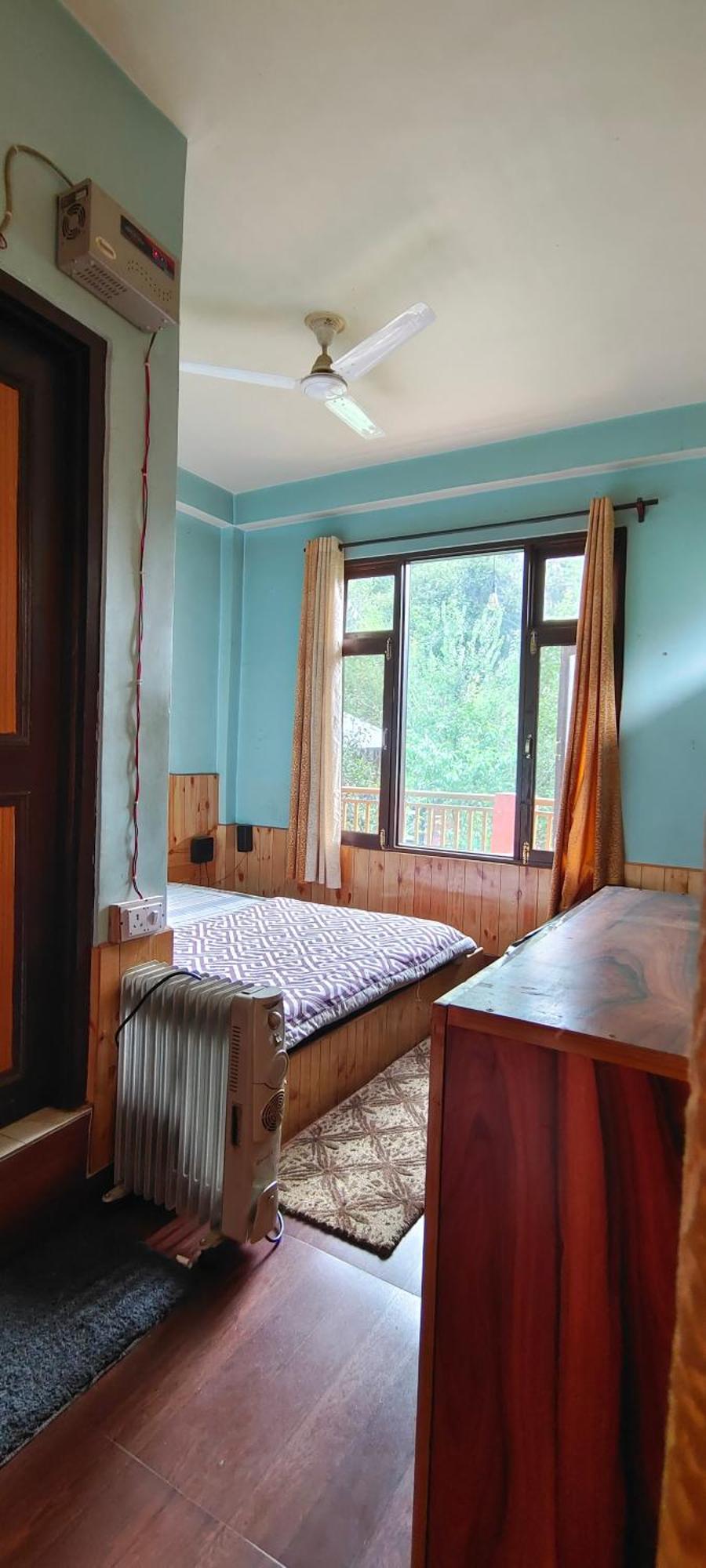 Trinity Homestay Kasol Eksteriør billede