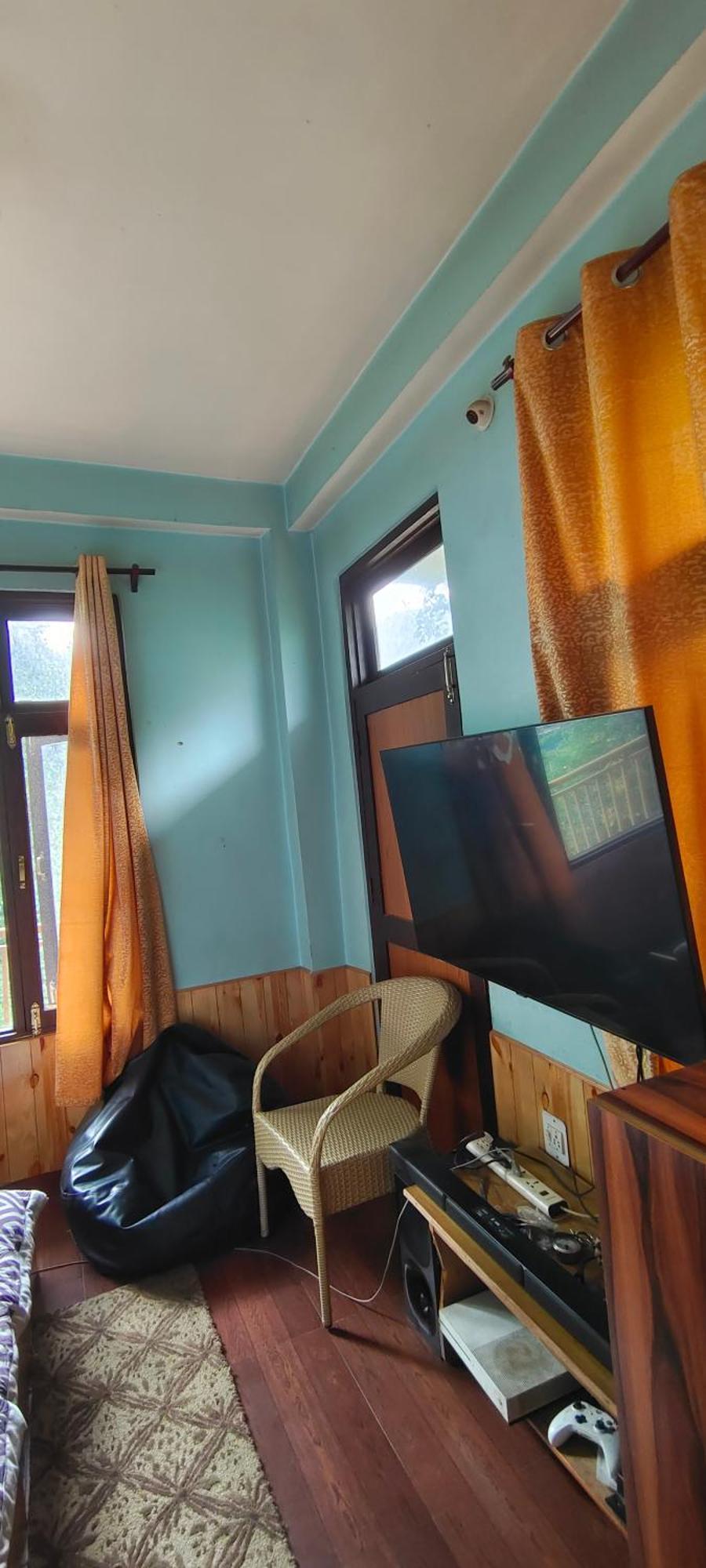 Trinity Homestay Kasol Eksteriør billede